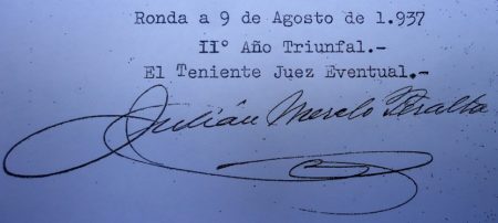 Firma del teniente juez eventual.