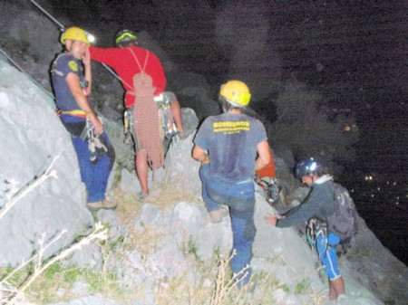 Rescate en Peñón Grande por bomberos del parque de Ubrique