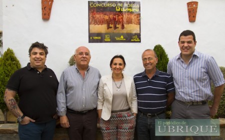 Autores premiados en el II Concurso de Poesía 'La Ubriqueña'.