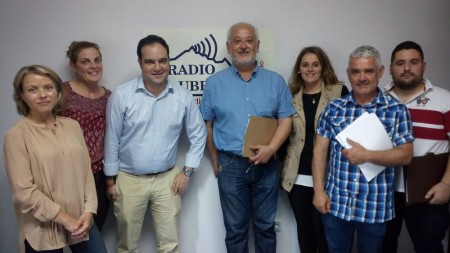 Manuel Toro y otros miembros de la candidatura del PP (Foto: Radio Ubrique).