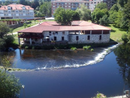 Museo de la piel de Allariz (Orense), en lo que fue una antigua tenería junto al río Arnoia (Foto: PEdro Bohórquez).