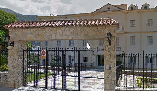La Junta de Andalucía no considera oportuno el traslado de las personas atendidas en la Residencia de Ubrique