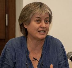 Conversación con la antropóloga Beatriz Díaz, cuyos libros distribuye desde Ubrique Editorial Tréveris