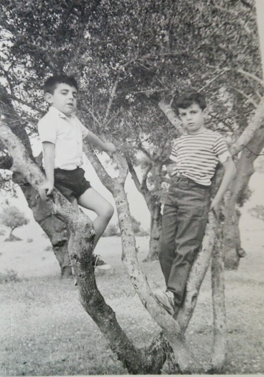 Pedro y Francisco Bohórquez Gutiérrez. Año 1966.